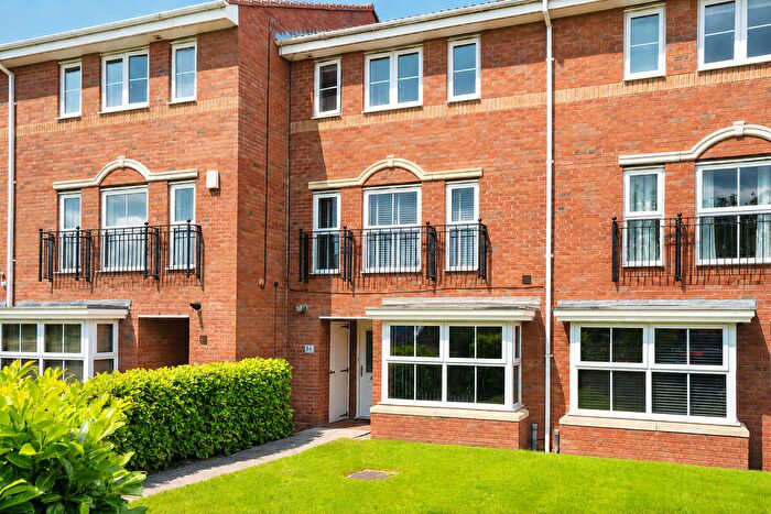 4 Bedroom Town House For Sale In Armstrong Way, Rawcliffe, York, YO30