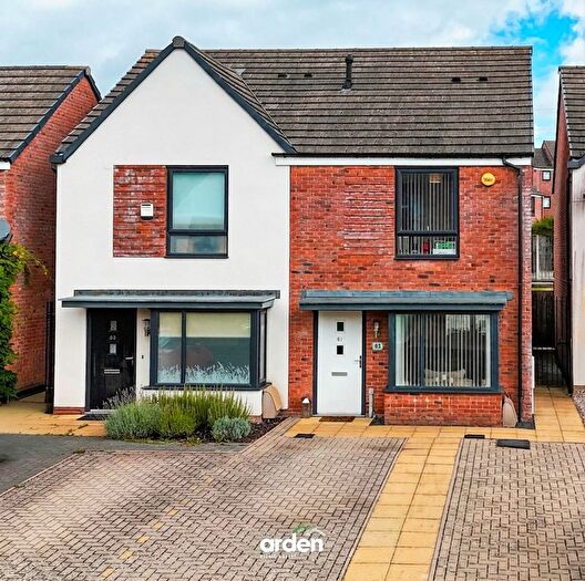2 Bedroom Semi-Detached House For Sale In Topland Grove, Birmingham, B31