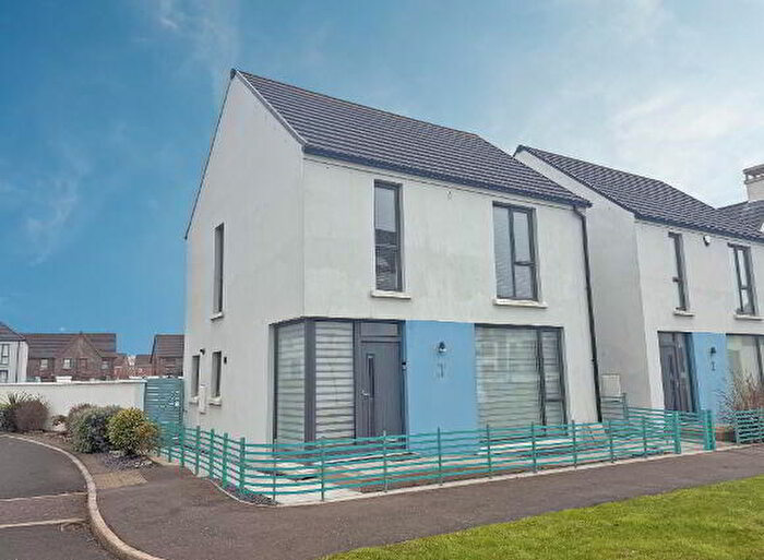 3 Bedroom Detached House For Sale In Hatheran Mews, Portstewart, BT55
