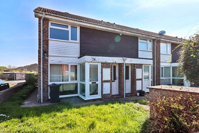 1 Bedroom Flat To Rent In The Leys, Clevedon, BS21