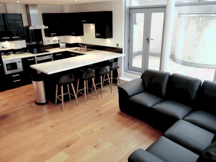 2 Bedroom Flat To Rent In Santorini, Gotts Road, Leeds, West Yorkshire, LS12