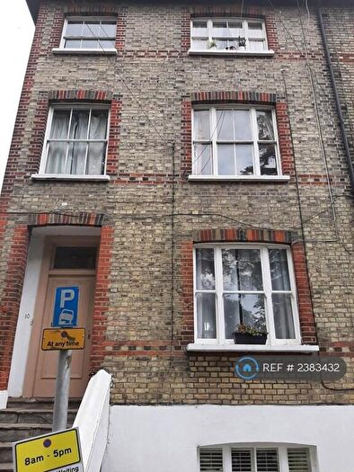 4 Bedroom Maisonette To Rent In Cromwell Place, Mortlake, SW14