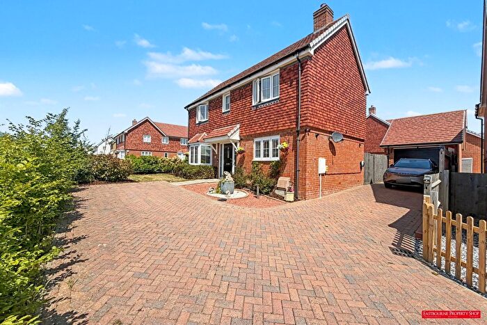 4 Bedroom Detached House For Sale In Bluebell Rise, Hellingly, BN27