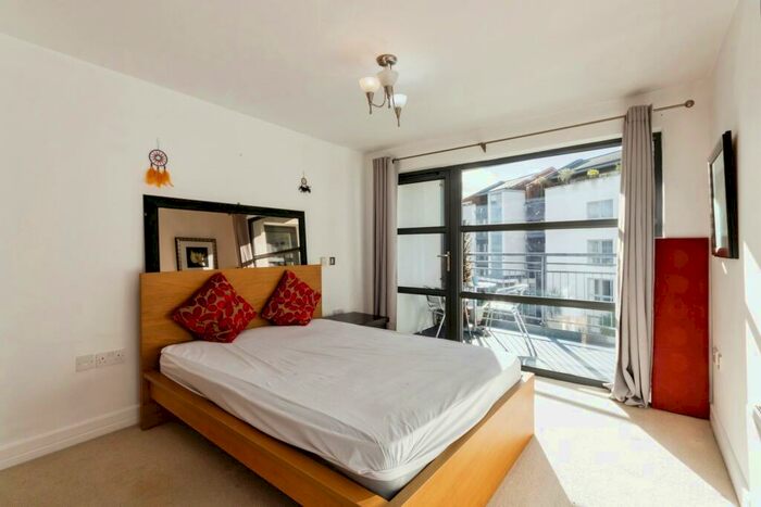 2 Bedroom Apartment To Rent In The Arena, Nottingham, NG1