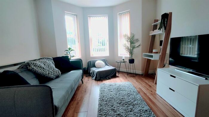 2 Bedroom Semi-Detached House To Rent In Gilbert Road, Bournemouth, BH8