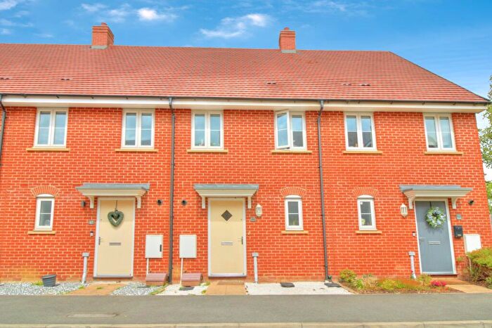 2 Bedroom Terraced House For Sale In Santa Cruz Avenue, Milton Keynes, MK3