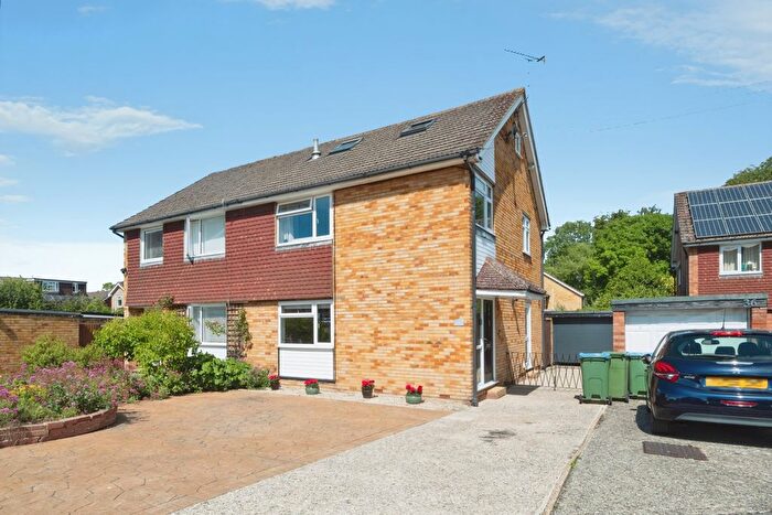 4 Bedroom Semi-Detached House For Sale In Bryants Acre, Aylesbury, HP22