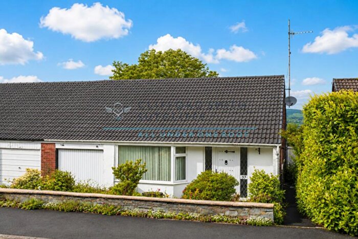 3 Bedroom Semi-Detached House For Sale In Hillcrest Road, Langho, BB6