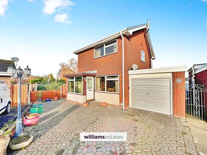 3 Bedroom Detached House For Sale In Llys Clwyd, Denbigh, LL16