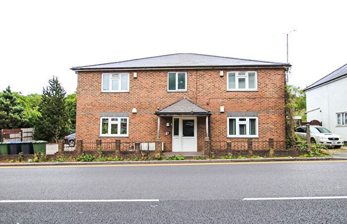 2 Bedroom Flat To Rent In - Brighton Road, Hooley, Coulsdon, CR5