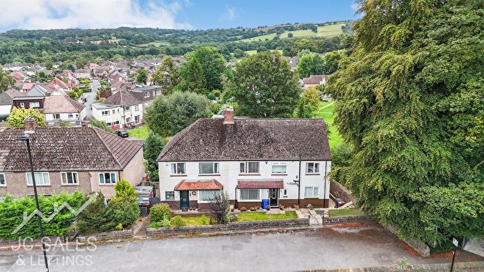 3 Bedroom Semi-detached House For Sale In Baslow Road, Sheffield, S17