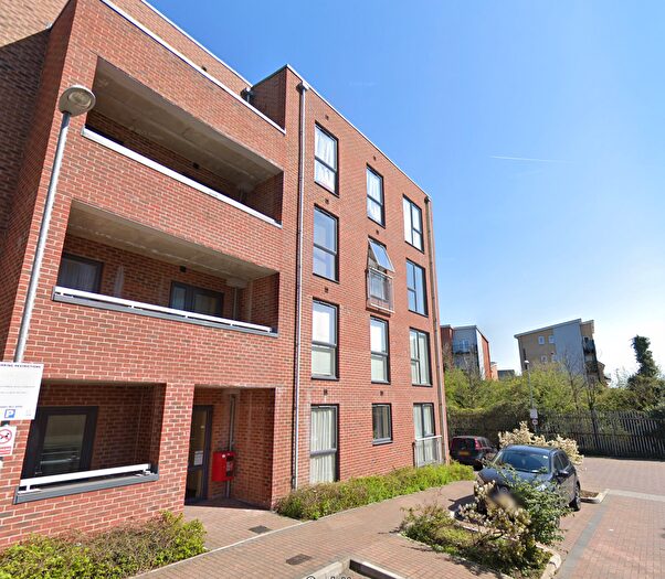 2 Bedroom Flat To Rent In Draper Close, Grays, RM20