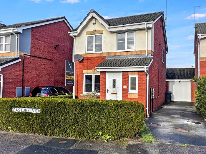 3 Bedroom House For Sale In Pasture View, Sherburn In Elmet, Leeds, LS25