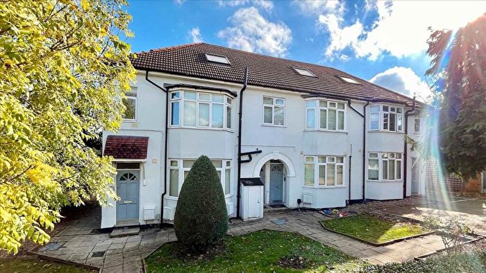 1 Bedroom Flat To Rent In Rushgrove Avenue, London, NW9