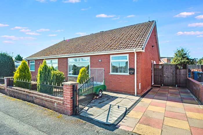 2 Bedroom Semi Detached Bungalow For Sale In Heath Road, Ashton-In-Makerfield, WN4