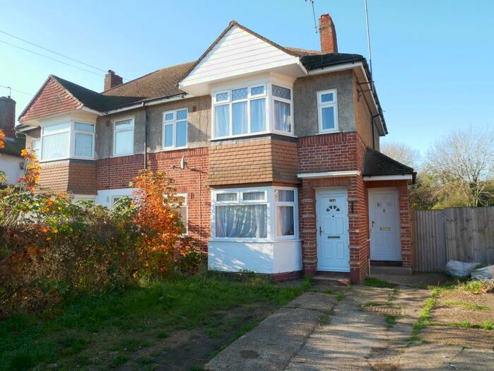 2 Bedroom Maisonette To Rent In Barnard Gardens, Hayes, UB4