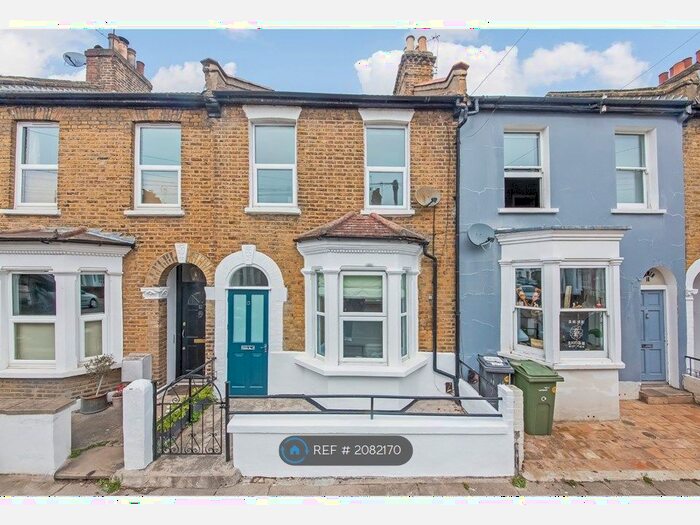 3 Bedroom Terraced House To Rent In Northway Road, London, SE5