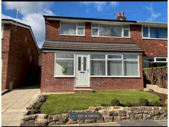 3 Bedroom Semi-Detached House To Rent In Ardenfield, Denton, Manchester, M34