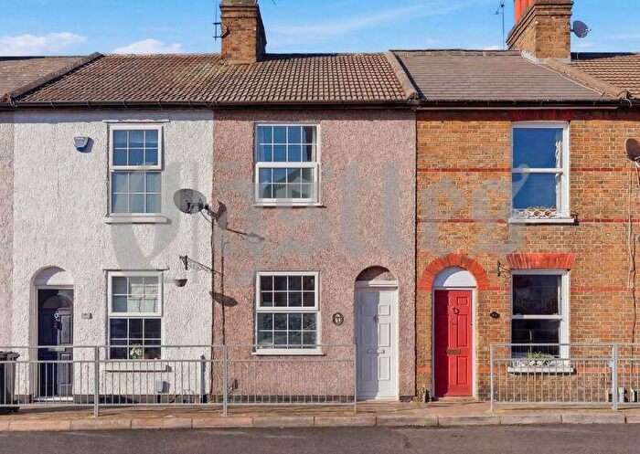 2 Bedroom Terraced House For Sale In Greenfield Street, Waltham Abbey, EN9