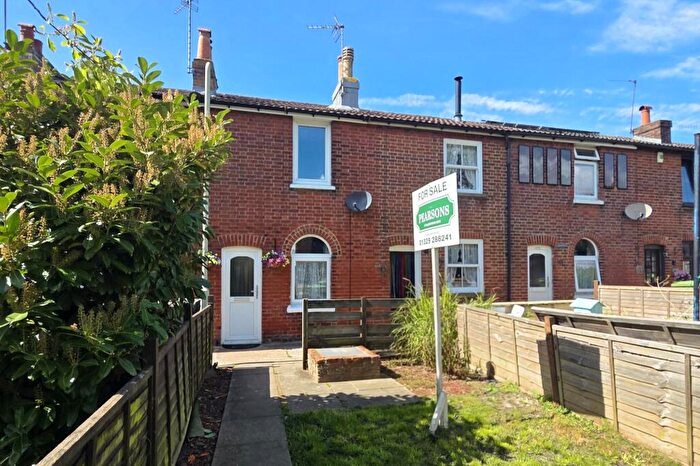 2 Bedroom Terraced House For Sale In Adelaide Place, Fareham, PO16