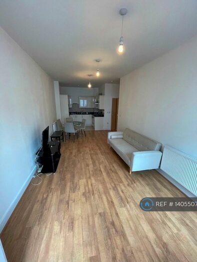 1 Bedroom Flat To Rent In Monks Way, London, NW11