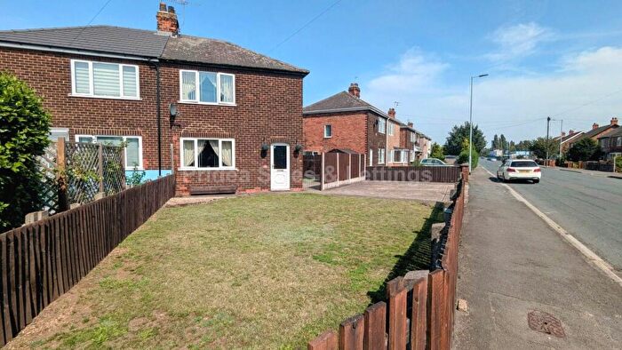 3 Bedroom Semi-Detached House For Sale In Rowland Road, Scunthorpe, DN16