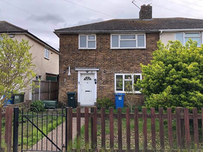 3 Bedroom Semi Detached House For Sale In Victoria Street, Sheerness, Kent, ME12