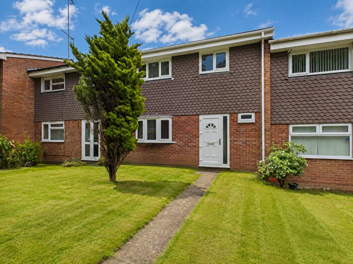 3 Bedroom Terraced House To Rent In Heron Road, Oldbury, B68