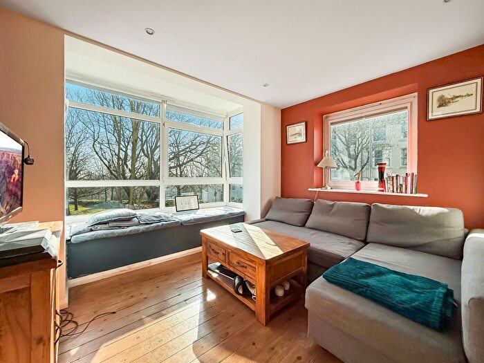 1 Bedroom Flat For Sale In Dyke Road, Brighton, BN1