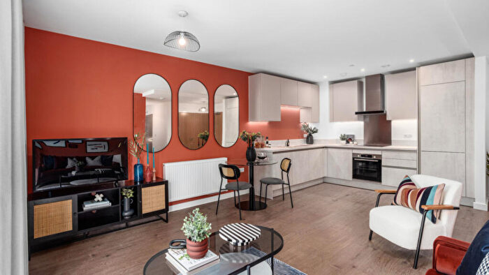 2 Bedroom Apartment For Sale In Flagstaff Road, Reading, RG2