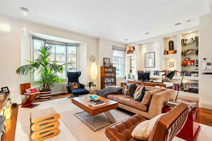 3 Bedroom Flat To Rent In Gloucester Terrace, Bayswater, London, W2