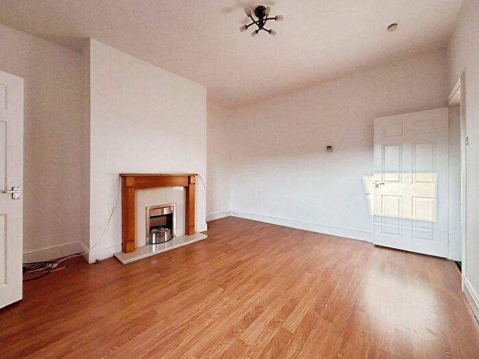 3 Bedroom Flat For Sale In Tweed Street, Hebburn, NE31