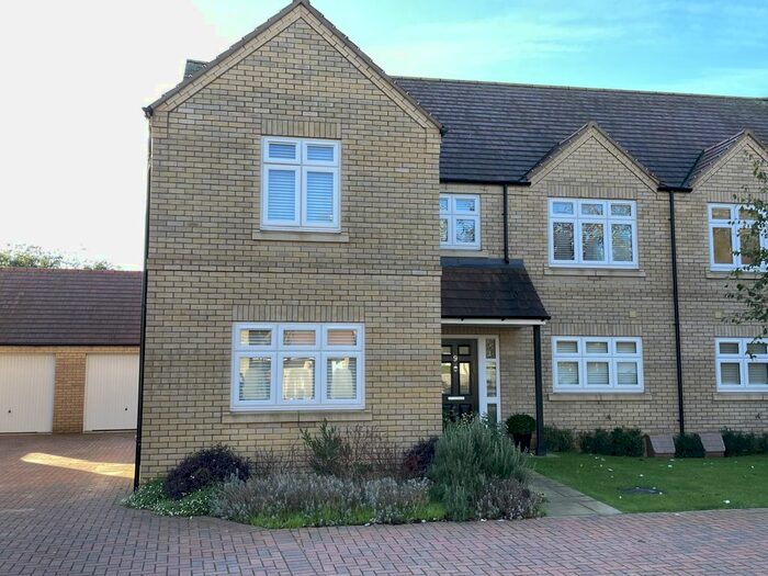 4 Bedroom Semi-Detached House To Rent In The Briers, Easton On The Hill, PE9