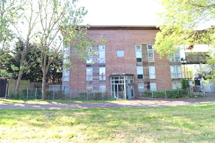 2 Bedroom Flat For Sale In Martlesham Walk, Colindale, London, NW9