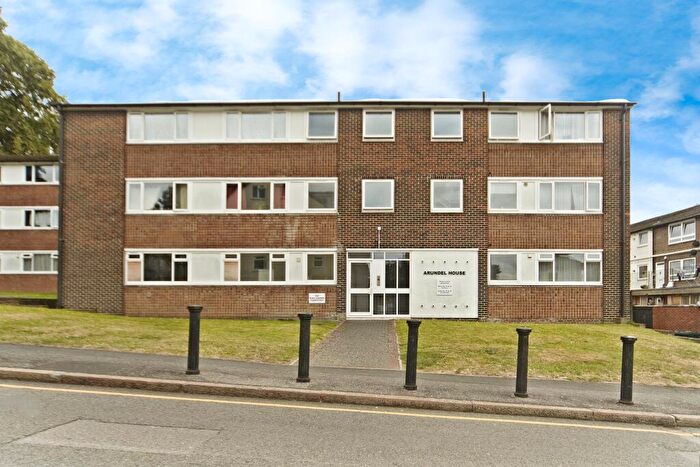 2 Bedroom Flat For Sale In Heathfield Road, Croydon, CR0