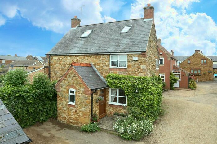 4 Bedroom Cottage To Rent In Main Street, Wilbarston, Leicestershire, LE16