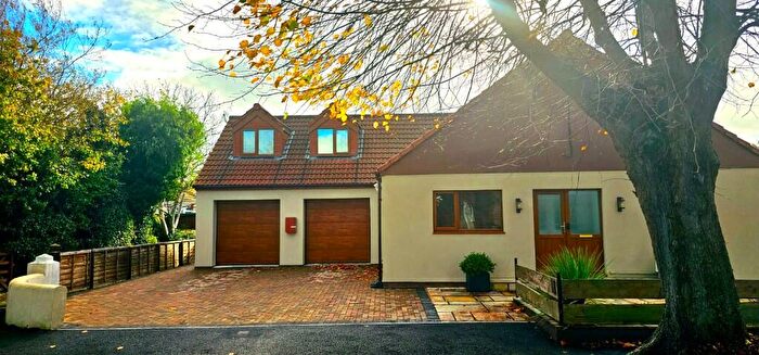 6 Bedroom Detached House For Sale In Abbott Road, BS35