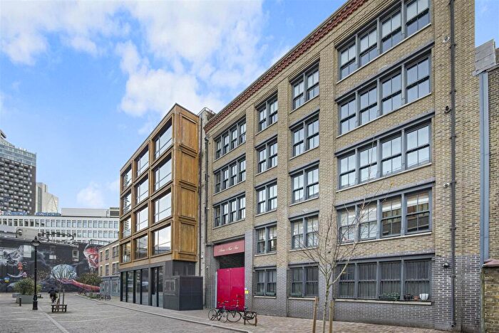 2 Bedroom Apartment To Rent In New Inn Broadway, Shoreditch, EC2A
