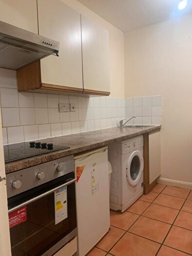 2 Bedroom Apartment To Rent In Flat, Guildford House, - Guildford Street, Luton, LU1