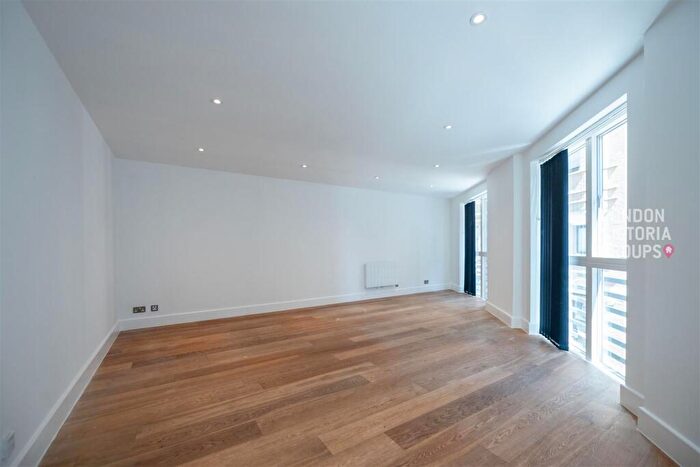 2 Bedroom Apartment For Sale In Evangelist House, Black Friars Lane, London, EC4V