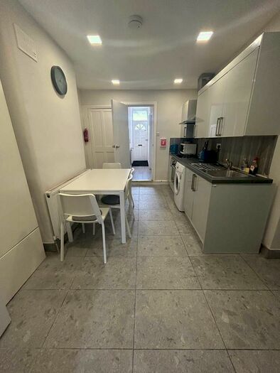 2 Bedroom Flat To Rent In Carson Road, London, E16