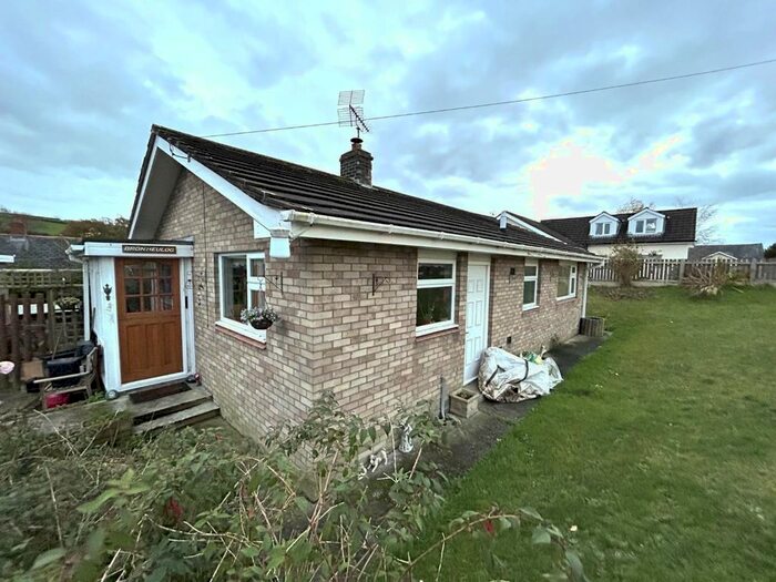 2 Bedroom Detached Bungalow To Rent In Maes Yr Efail, Penrhyncoch, Aberystwyth, SY23