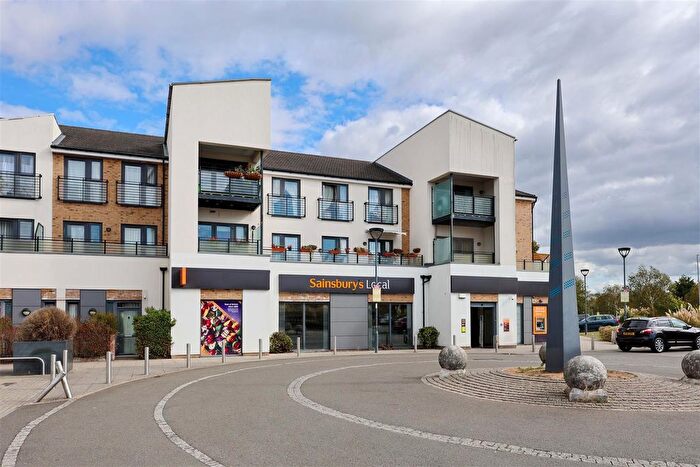 2 Bedroom Flat For Sale In Hampstead House, West Drayton, UB7