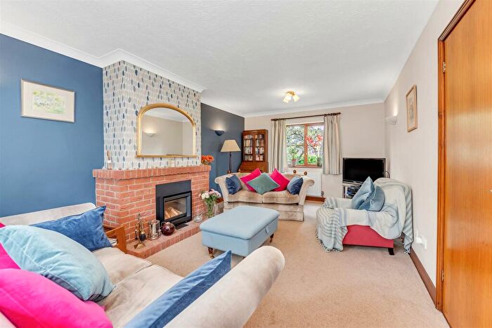 4 Bedroom Detached House For Sale In The Green, Tostock, IP30