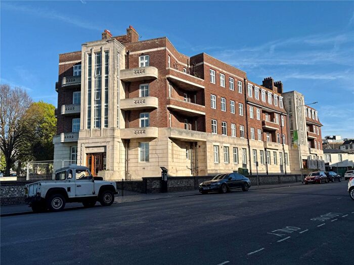 3 Bedroom Flat For Sale In Cornfield Terrace, Eastbourne, East Sussex, BN21