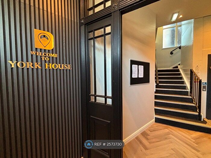 Studio To Rent In Cleveland Street, Doncaster, DN1