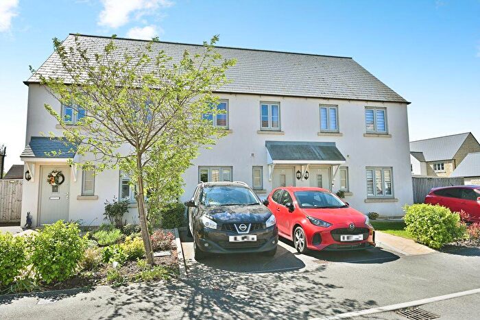 3 Bedroom Terraced House For Sale In Hitchings, Cricklade, Wiltshire, SN6