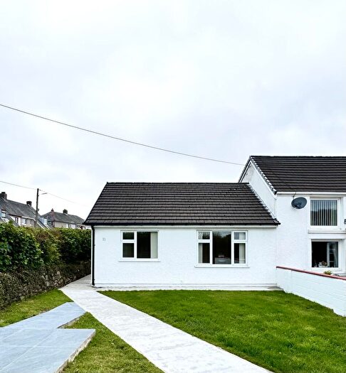 2 Bedroom Semi-Detached Bungalow For Sale In The Bryn, Rhigos, Aberdare, CF44