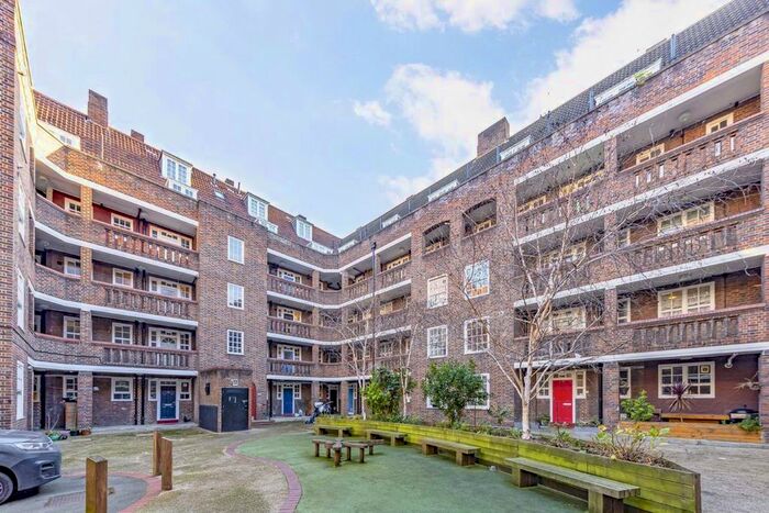 2 Bedroom Flat To Rent In Teale Street, London E2