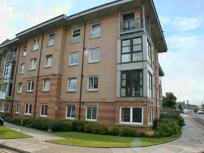 3 Bedroom Flat To Rent In Bannermill Place, Bannermill, Aberdeen, AB24